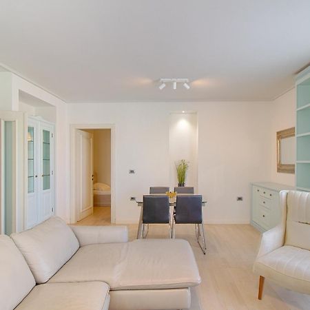 The Rooms Serviced Apartments 티라나 외부 사진