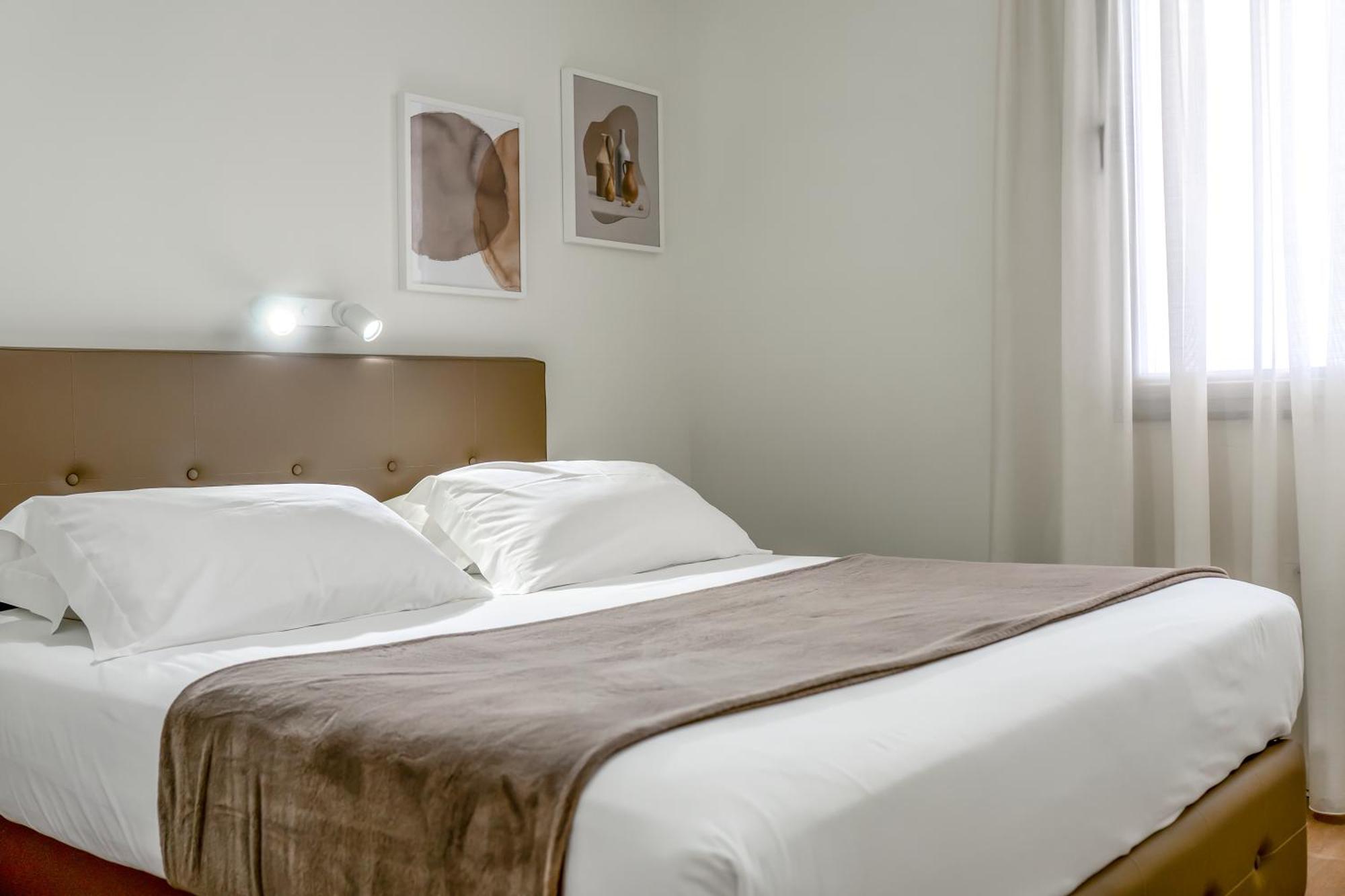 The Rooms Serviced Apartments 티라나 외부 사진